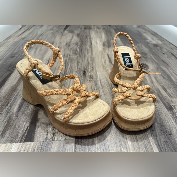 Vintage Y2K 2000’s NEW L.E.I. Women's Beige Braided Wedge Sandals lei - Picture 1 of 7
